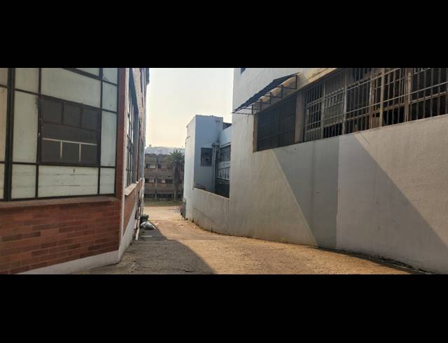 425M² WAREHOUSE TO LET IN BONELA